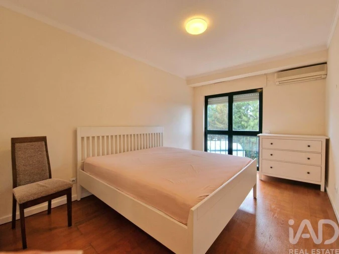 Apartamento T3 para Arrendamento em Lumiar Foto 17