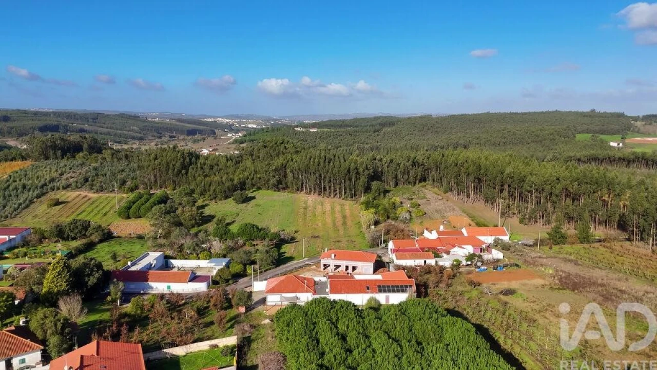 Moradia T4 para Venda em Cadaval e Pêro Moniz Foto 31