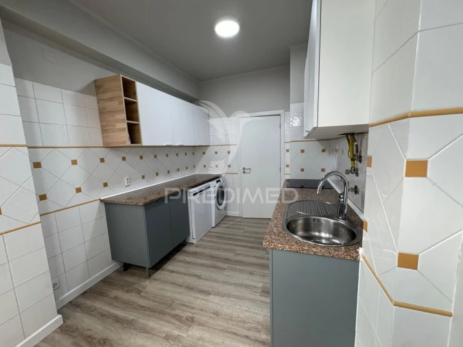 Apartamento T2 para Venda em Setubal (São Sebastião)