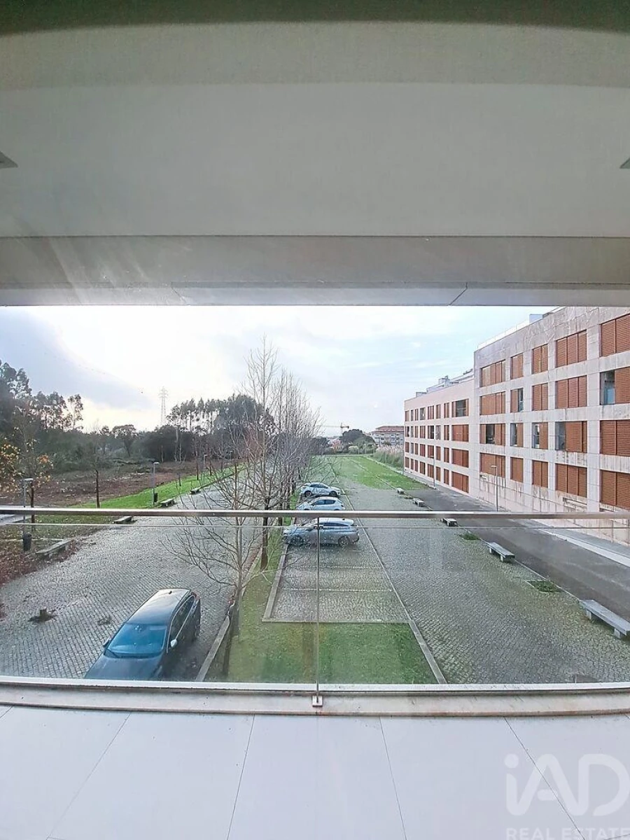 Apartamento T2 para Arrendamento em Silvalde Foto 1