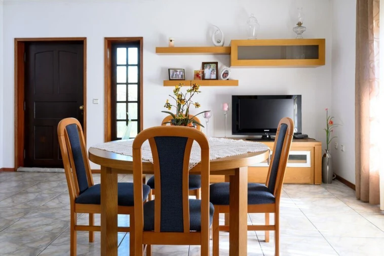 Moradia T4 para Venda em Aguada de Cima Foto 14