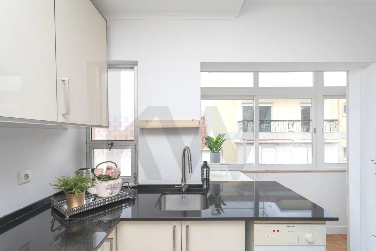 Apartamento T1 para Arrendamento em Falagueira-Venda Nova Foto 2