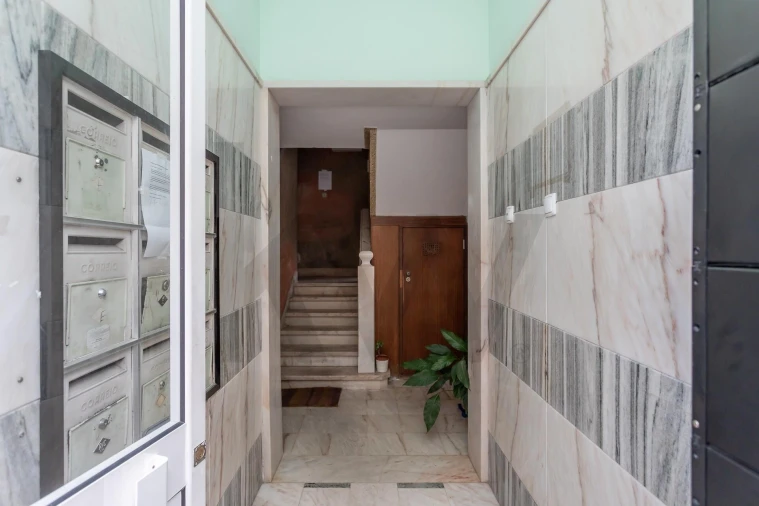 Apartamento T1 para Arrendamento em Falagueira-Venda Nova Foto 15