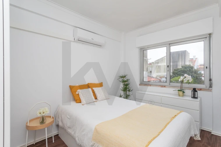 Apartamento T1 para Arrendamento em Falagueira-Venda Nova Foto 12