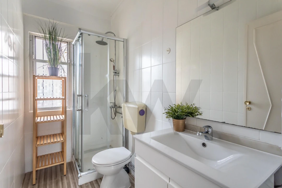 Apartamento T1 para Arrendamento em Falagueira-Venda Nova Foto 10