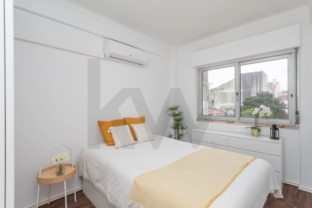 Apartamento T1 para Arrendamento em Falagueira-Venda Nova Foto 12
