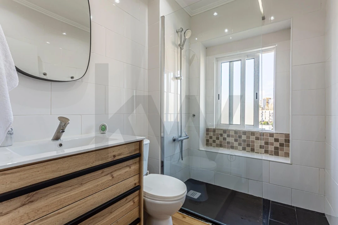 Apartamento T2 para Venda em Queluz e Belas Foto 27