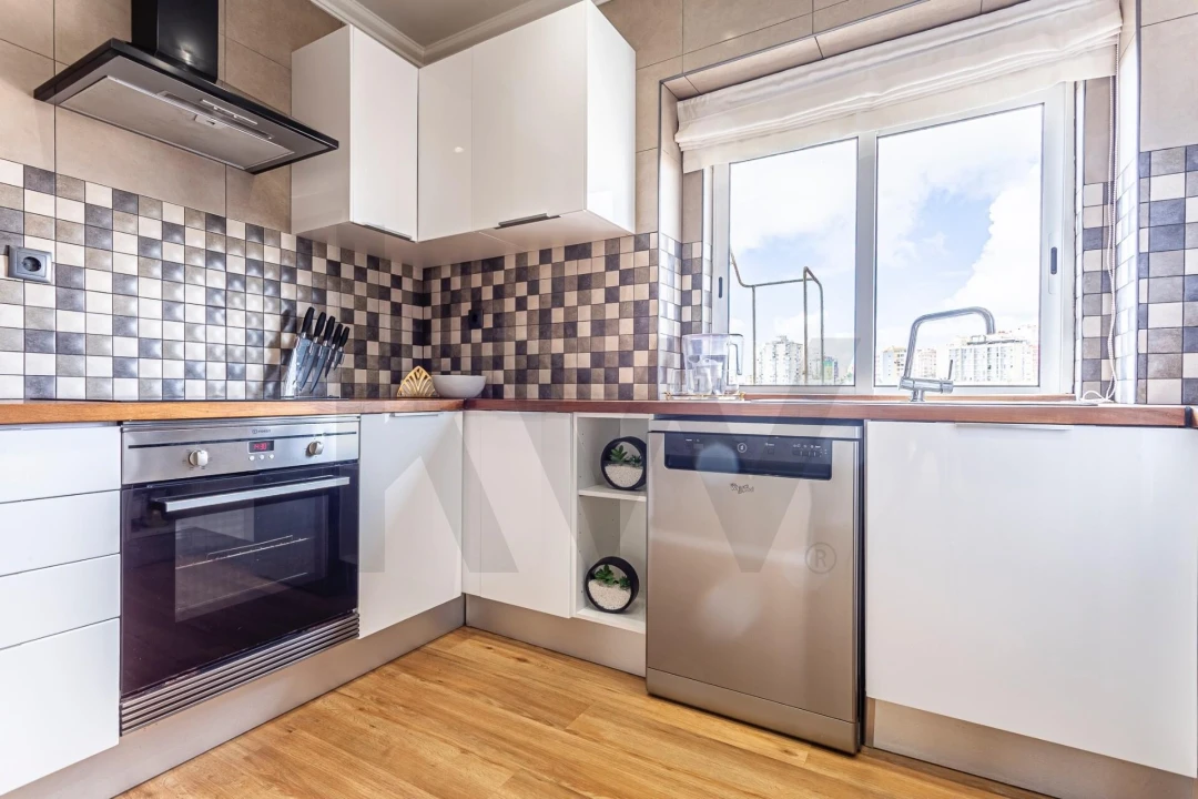 Apartamento T2 para Venda em Queluz e Belas Foto 22