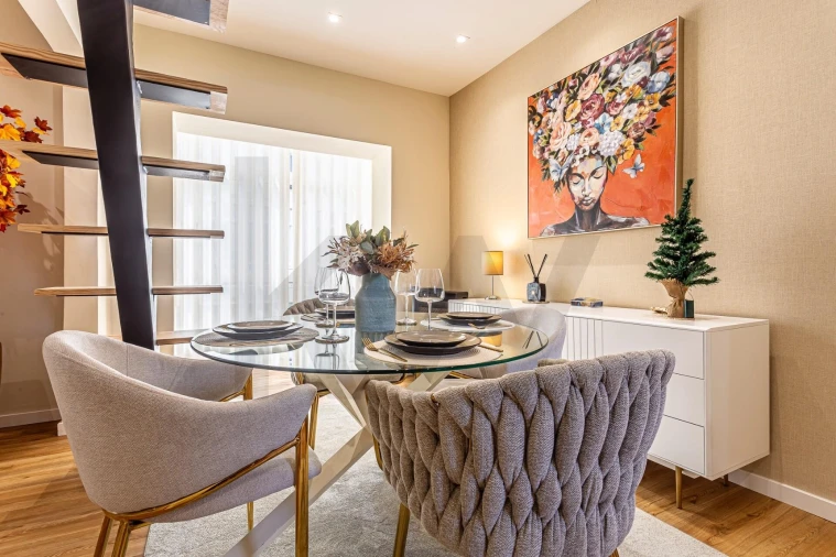 Apartamento T2 para Venda em Queluz e Belas Foto 1