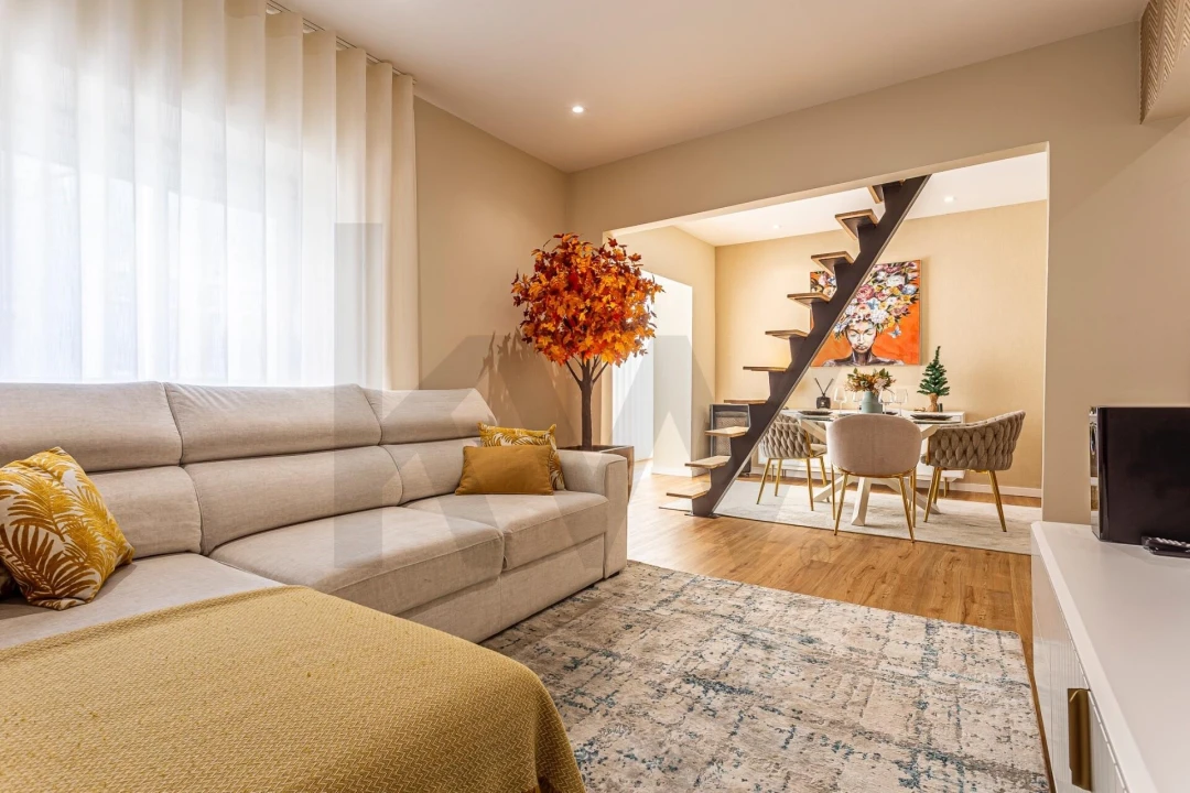 Apartamento T2 para Venda em Queluz e Belas Foto 14