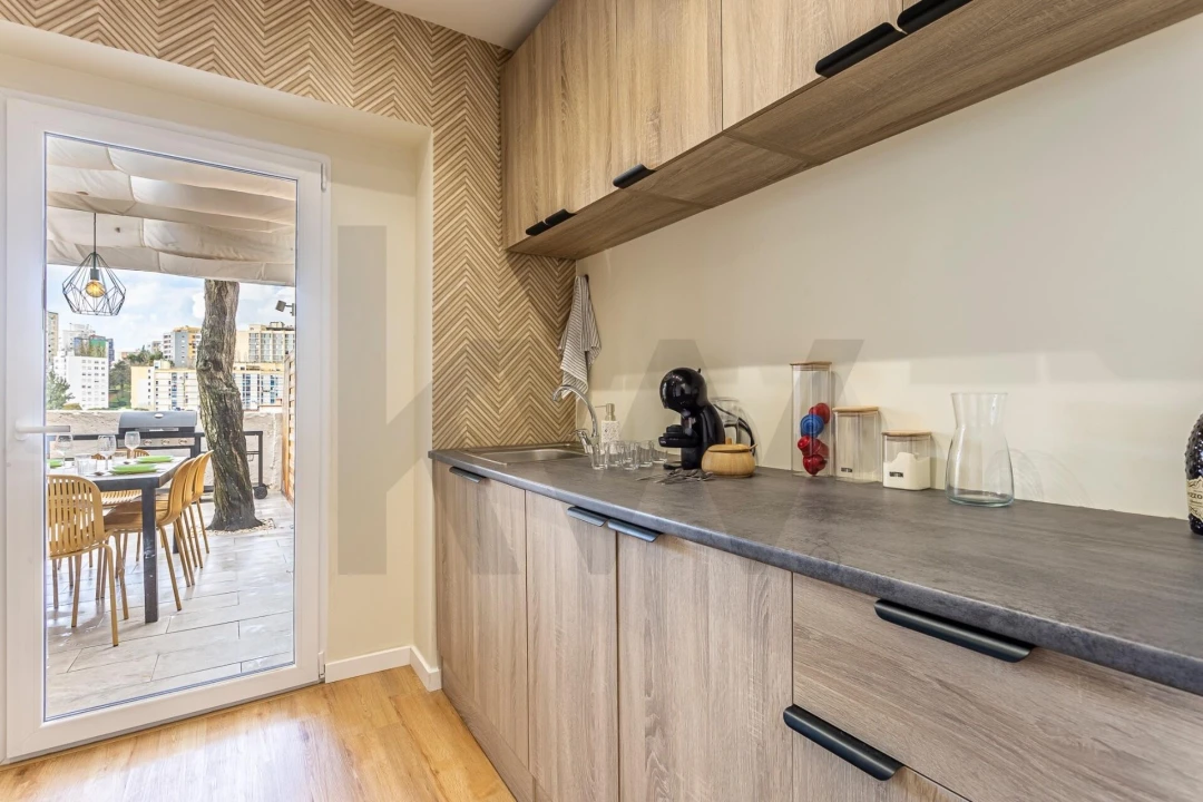 Apartamento T2 para Venda em Queluz e Belas Foto 28