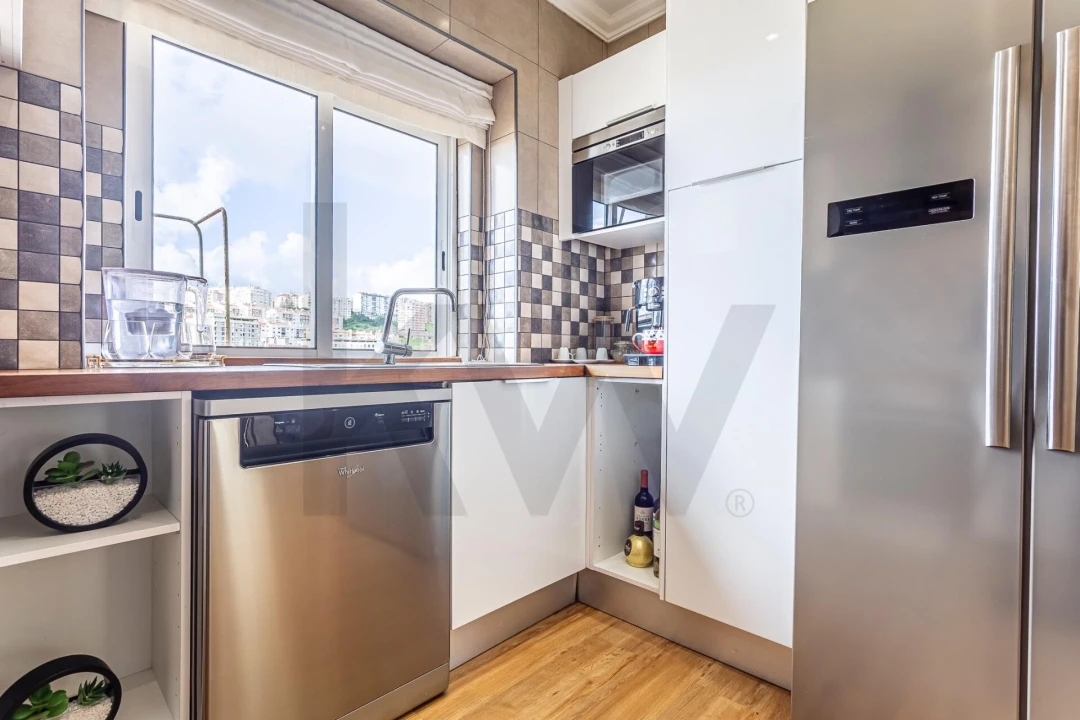 Apartamento T2 para Venda em Queluz e Belas Foto 25