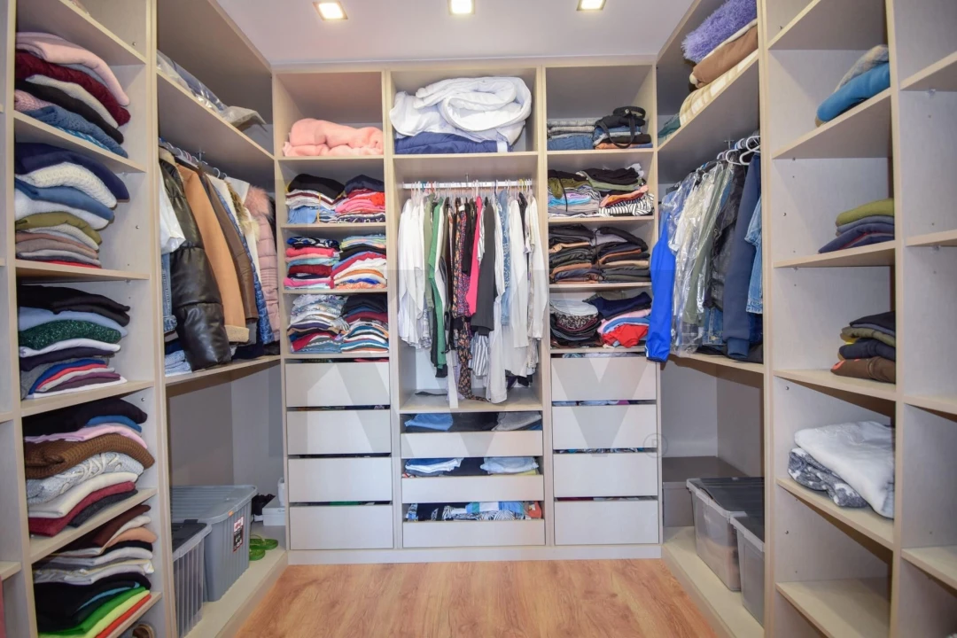 Moradia T4 para Venda em Carnaxide e Queijas Foto 12