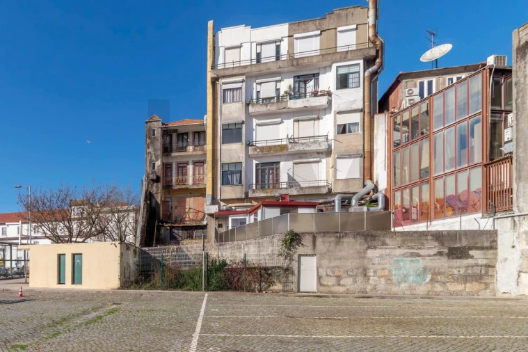 Apartamento T2 para Venda em Cedofeita, Santo Ildefonso, Sé, Miragaia, São Nicolau e Vitória Foto 59