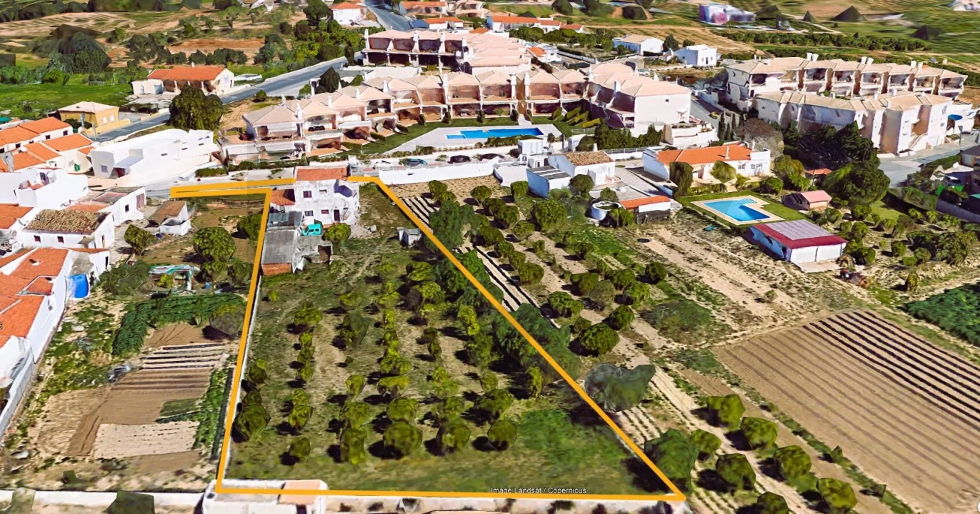 Terreno para Venda em Albufeira e Olhos de Água Foto 12