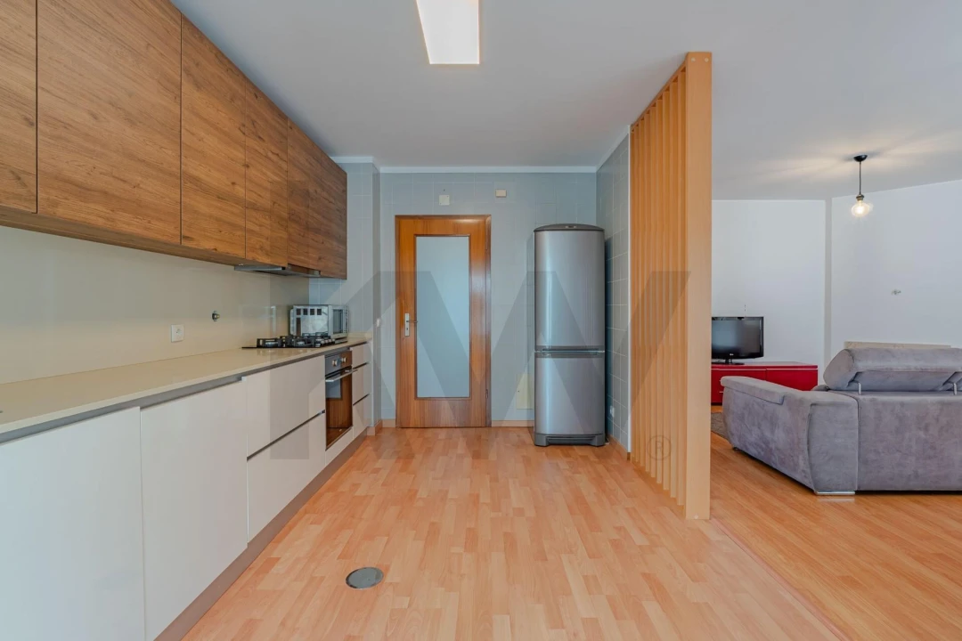 Apartamento T3 para Arrendamento em São João da Madeira Foto 3