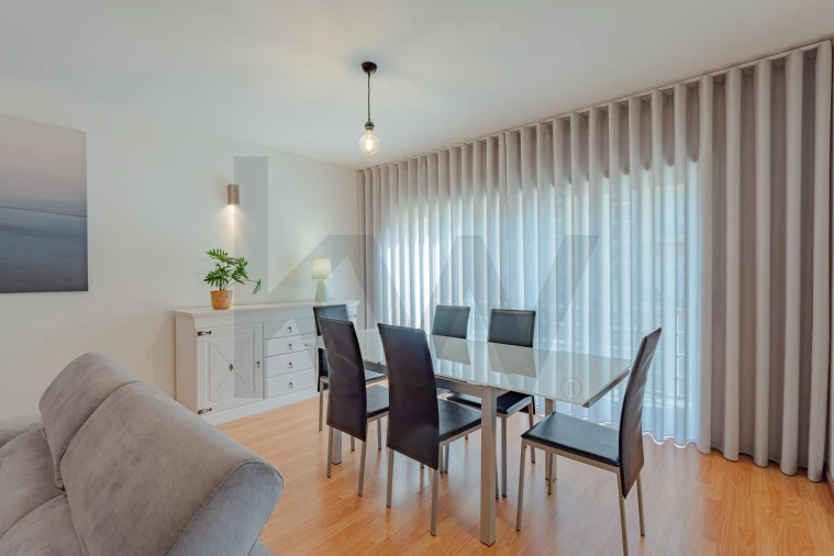 Apartamento T3 para Arrendamento em São João da Madeira Foto 6