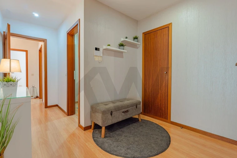 Apartamento T3 para Arrendamento em São João da Madeira Foto 2