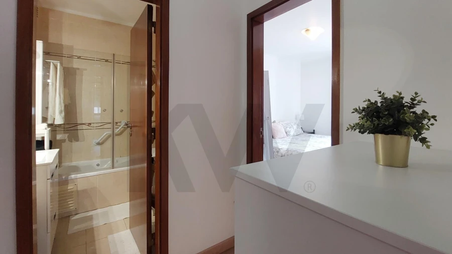 Apartamento T1 para Arrendamento em Carcavelos e Parede Foto 6