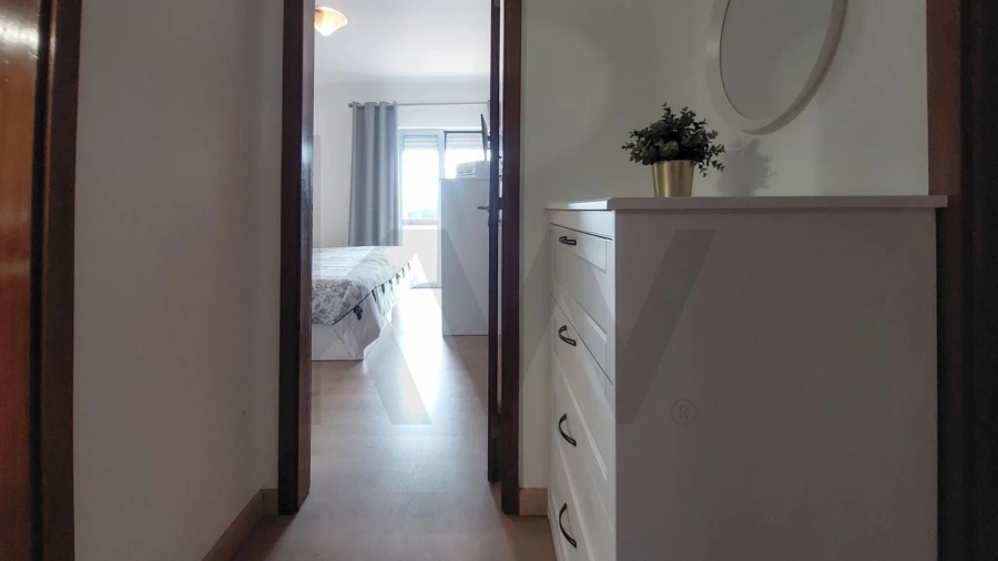 Apartamento T1 para Arrendamento em Carcavelos e Parede Foto 11