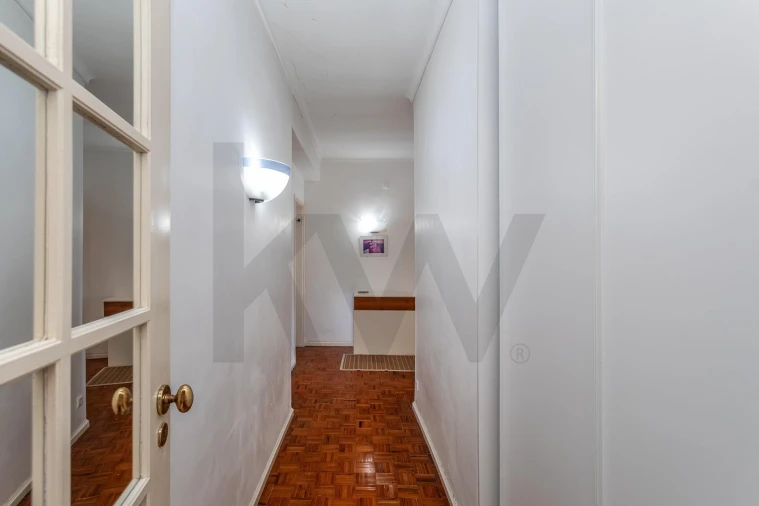 Apartamento T5 para Venda em Algés, Linda-A-Velha e Cruz Quebrada-Dafundo Foto 22