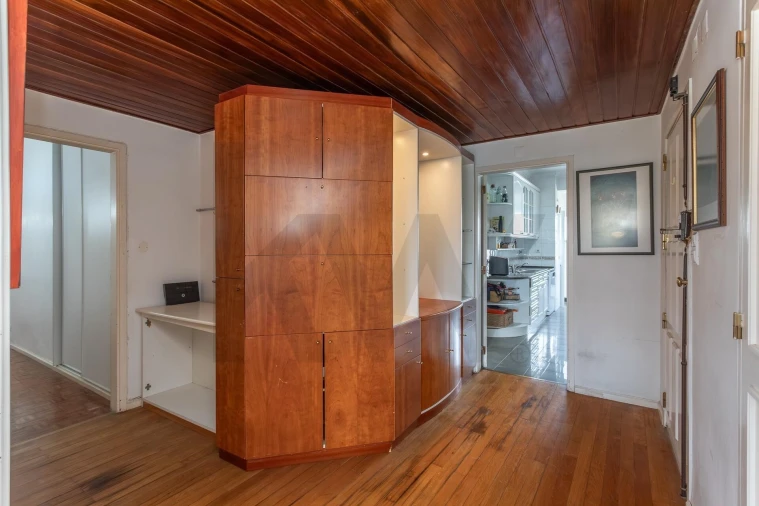 Apartamento T5 para Venda em Algés, Linda-A-Velha e Cruz Quebrada-Dafundo Foto 9