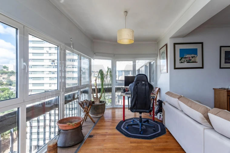 Apartamento T5 para Venda em Algés, Linda-A-Velha e Cruz Quebrada-Dafundo Foto 7