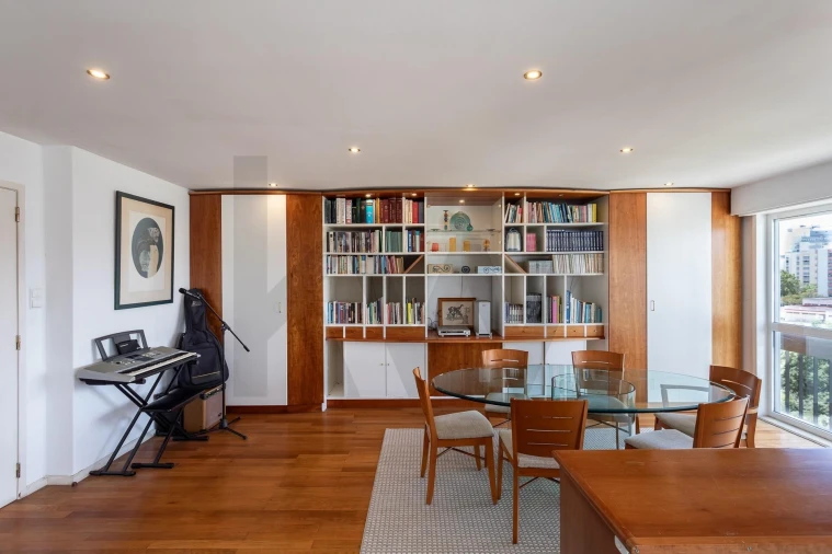 Apartamento T5 para Venda em Algés, Linda-A-Velha e Cruz Quebrada-Dafundo Foto 13