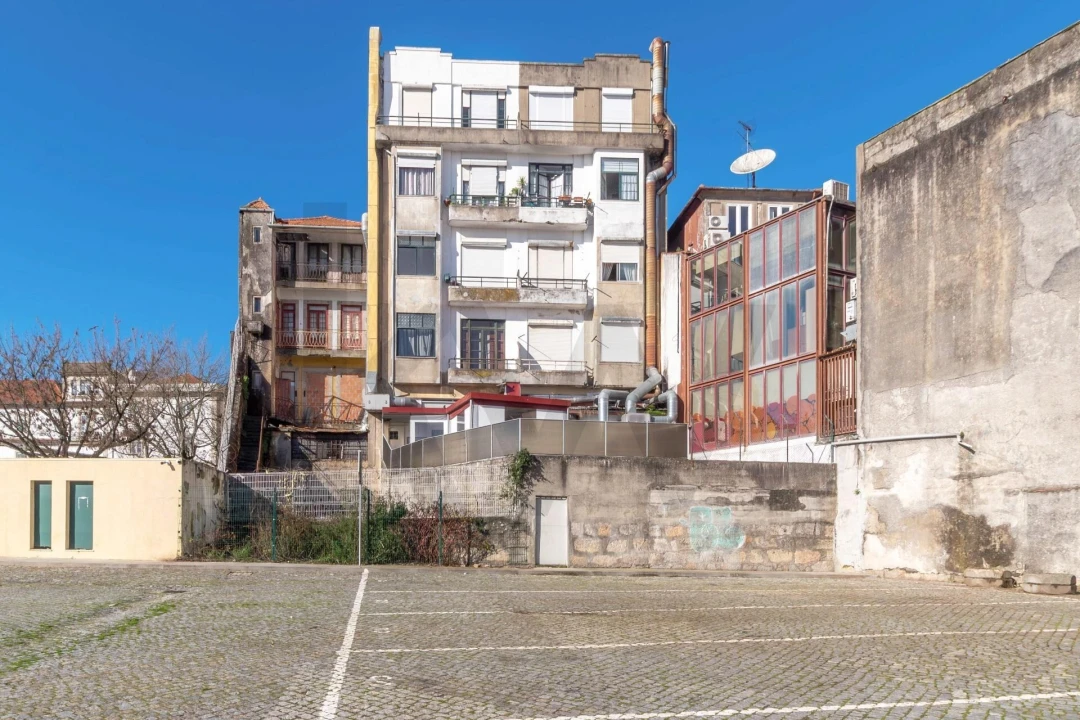 Apartamento T2 para Venda em Cedofeita, Santo Ildefonso, Sé, Miragaia, São Nicolau e Vitória Foto 37