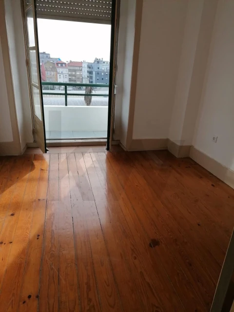 Apartamento T2 para Venda em Cedofeita, Santo Ildefonso, Sé, Miragaia, São Nicolau e Vitória