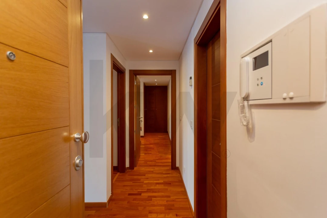 Apartamento T2 para Venda em Mina de Água Foto 3