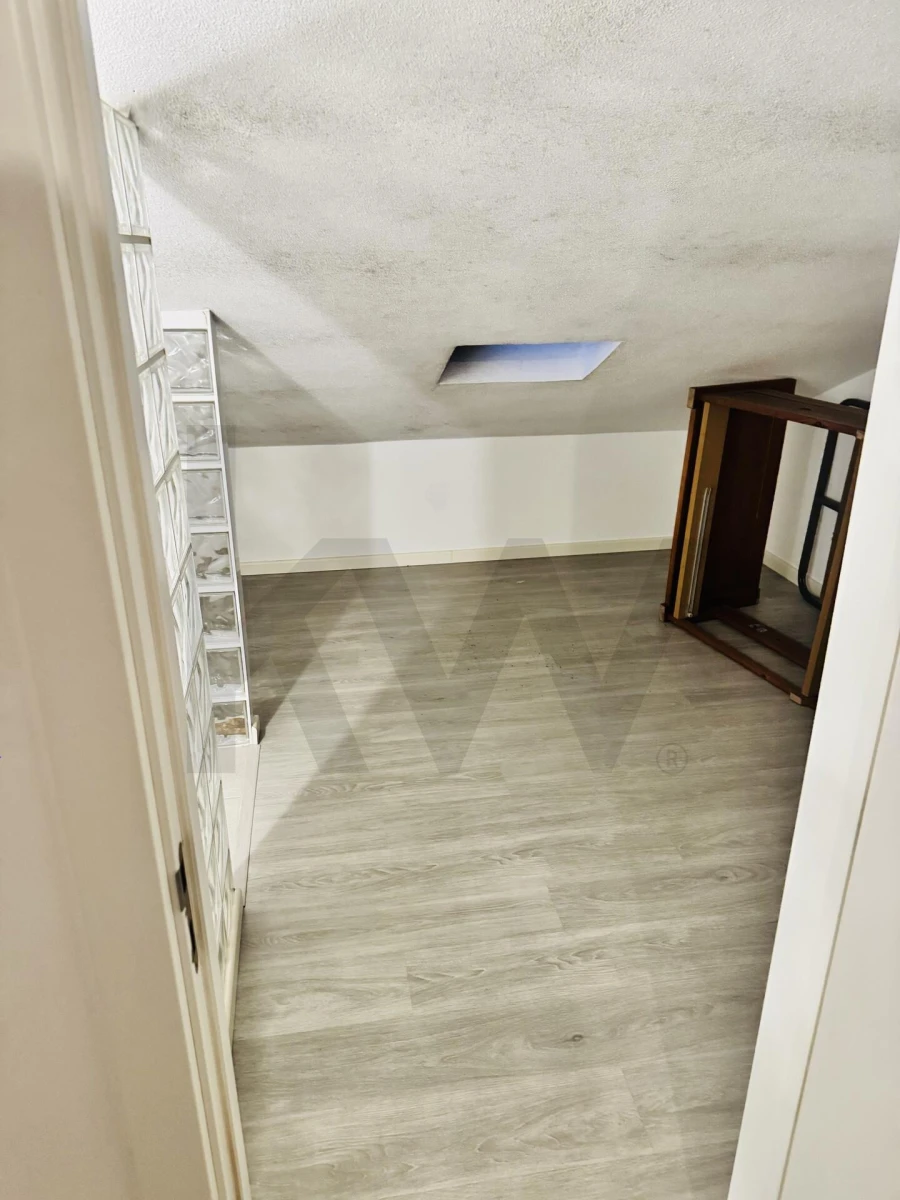 Moradia T2 para Venda em Quinta do Conde Foto 18