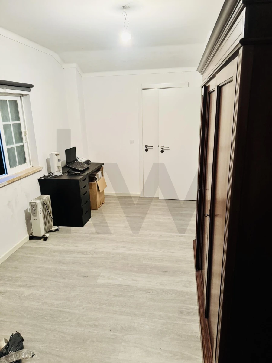 Moradia T2 para Venda em Quinta do Conde Foto 17