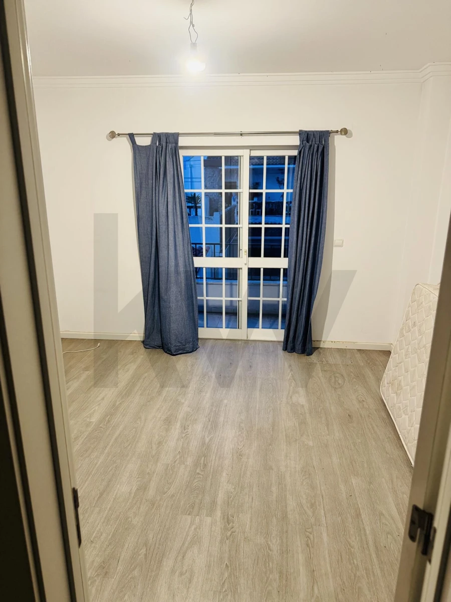 Moradia T2 para Venda em Quinta do Conde Foto 11