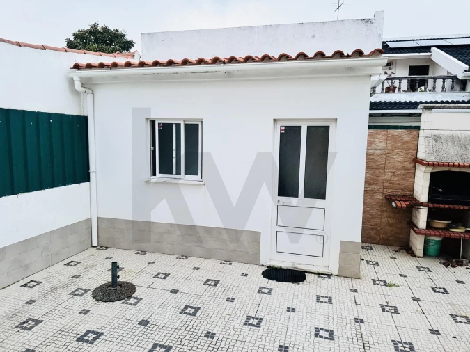 Moradia T2 para Venda em Quinta do Conde Foto 7