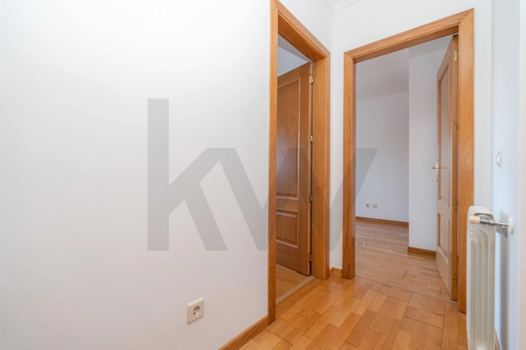 Apartamento T2 para Venda em Eiras e São Paulo de Frades Foto 9