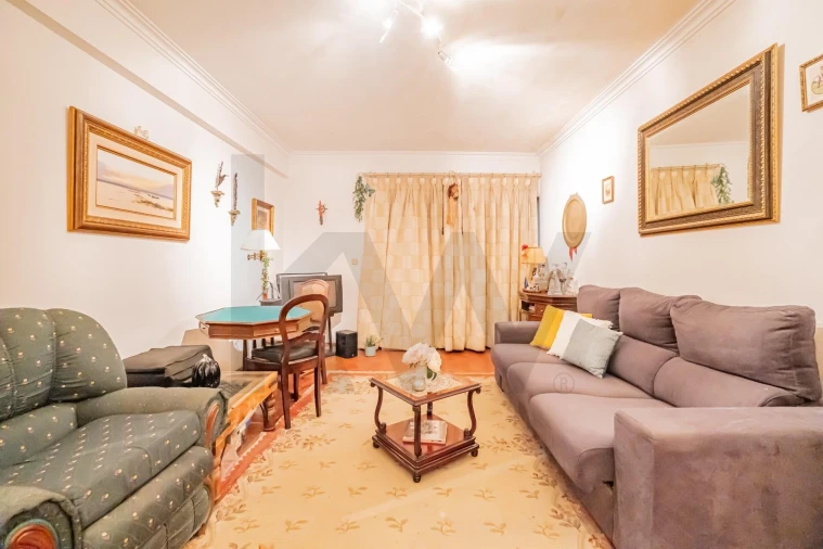 Apartamento T1 para Venda em São Domingos de Rana Foto 19