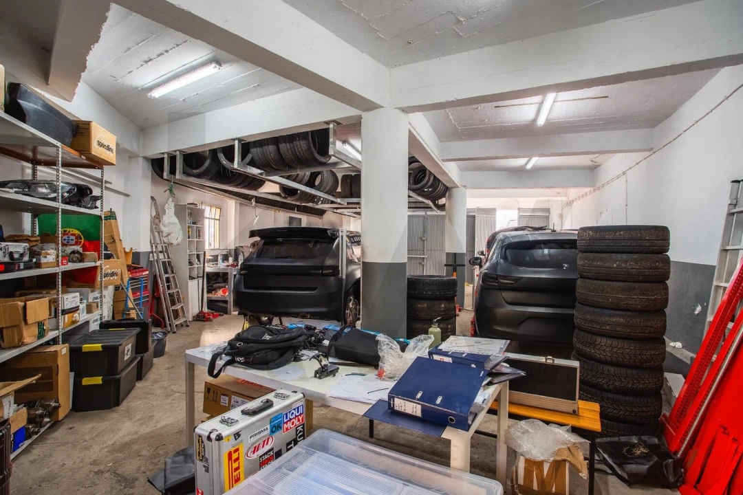 Prédio para Venda em São Roque Foto 16