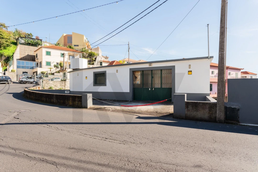 Prédio para Venda em São Roque Foto 13