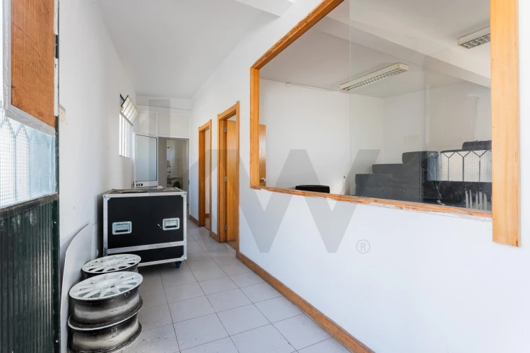 Prédio para Venda em São Roque Foto 24