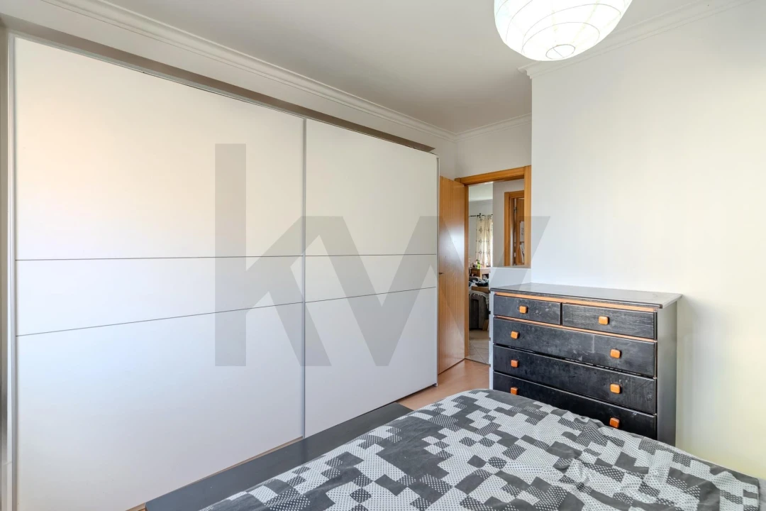 Apartamento T2 para Venda em Quinta do Conde Foto 19