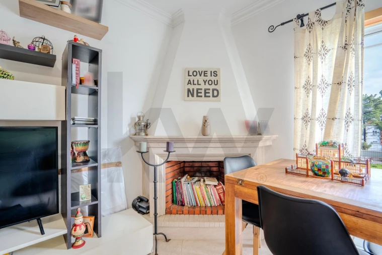 Apartamento T2 para Venda em Quinta do Conde Foto 7