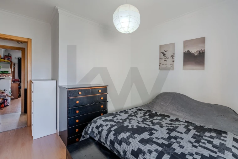 Apartamento T2 para Venda em Quinta do Conde Foto 18