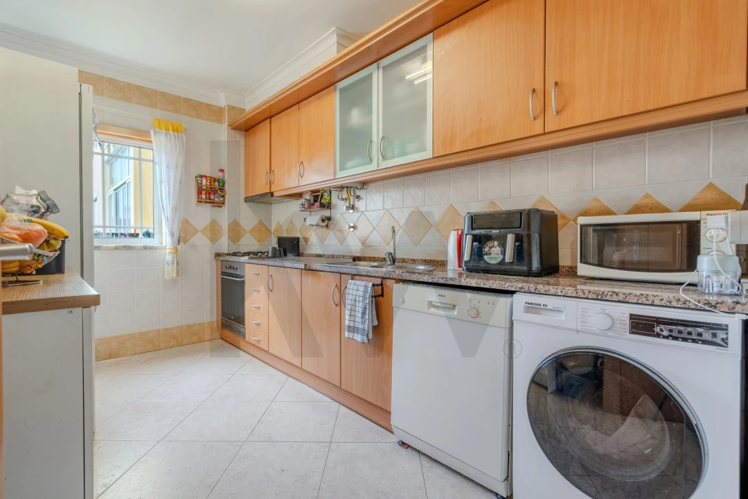 Apartamento T2 para Venda em Quinta do Conde Foto 9