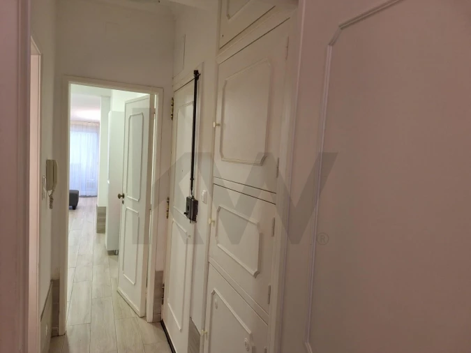 Apartamento T1 para Venda em Beato Foto 8