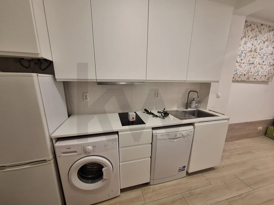Apartamento T1 para Venda em Beato Foto 2
