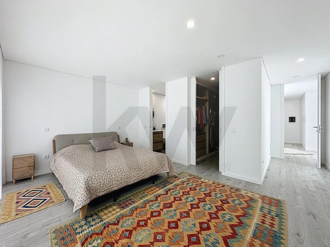 Moradia T3 para Venda em São Paio de Oleiros Foto 25