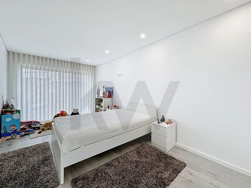 Moradia T3 para Venda em São Paio de Oleiros Foto 35