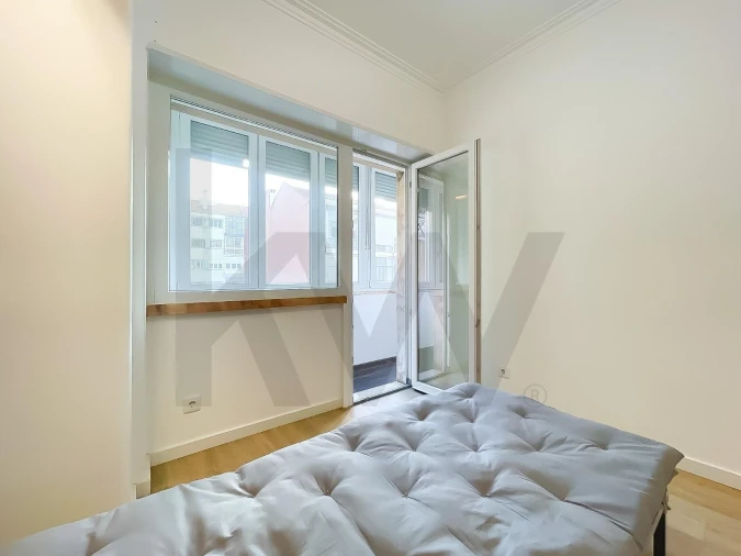 Apartamento T3 para Venda em Carnaxide e Queijas Foto 16