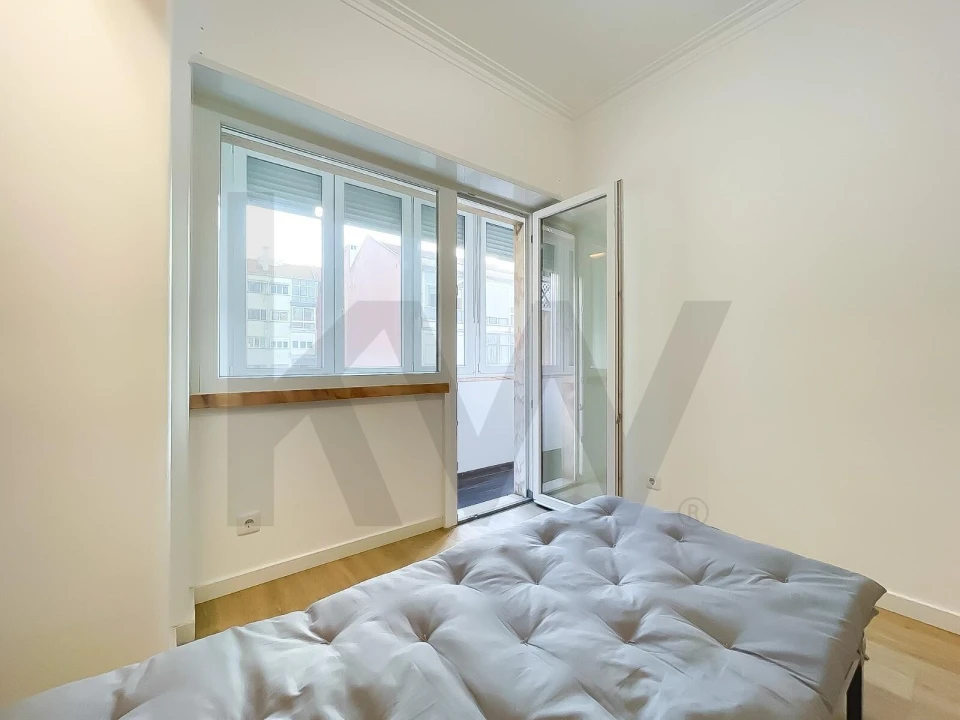 Apartamento T3 para Venda em Carnaxide e Queijas Foto 16